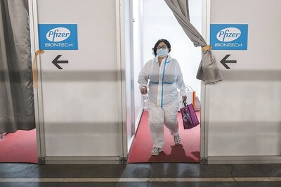 India May Have to Wait Longer for Vaccines as Pfizer, Moderna Hands Full with Commitments Till 2023