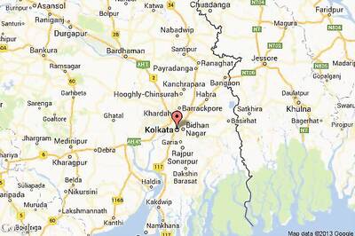 Kolkata: Man allegedly rapes 13-year-old girl inside taxi in Park Street