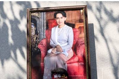Aung San Suu Kyi Has Been Moved from a Myanmar Prison to House Arrest Due to Heat Wave