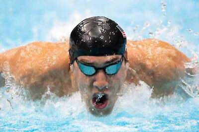 Phelps safely through to butterfly final