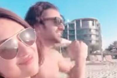 Divyanka Tripathi, Husband Vivek Dahiya Shell Out Travel Goals in Reel Featuring Doobey From Gehraiyaan| Watch