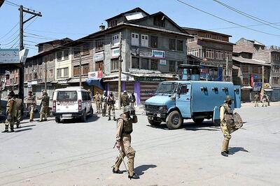 Hurriyat May Avoid Centre's Outreach for Peace in Kashmir, Says Officer Who Served 9 J&K Districts