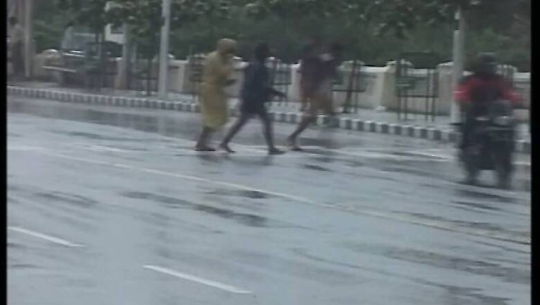 Heavy rains lash Chennai and other parts of Tamil Nadu