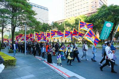 Chinese Checkers: Beijing-backed Gangs Disrupting Their Peaceful Protests in Taiwan, Say Tibetans