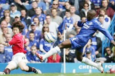 Chelsea beat Man U, retain EPL title