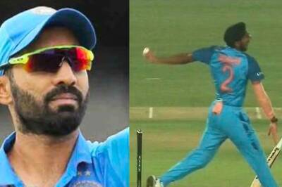'Just Lack Of...'- Dinesh Karthik Explains Reason Behind Arshdeep Singh's No-Ball Blunder