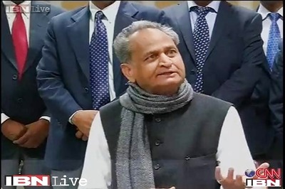 Vasundhara sought votes in the name of Modi, says Gehlot