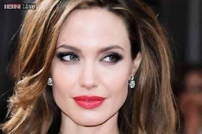 Angelina Jolie meets Pope Francis in Vatican