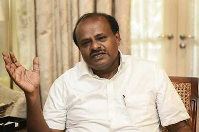 IT Raids Continue in Karnataka, not Even Rs 10 Unaccounted Money  Seized, Claims Kumaraswamy
