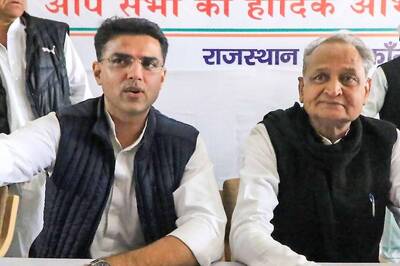 'Hum Saath Saath Hain'...for Optics? Cong Borrows K'taka Victory Formula, to Pitch Gehlot-Pilot as 'Jodi No.1'