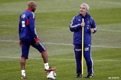 Anelka not training after Domenech rift