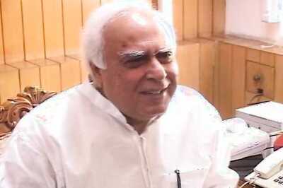 2G: Sibal meets PM after SC judgement