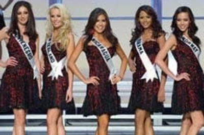 <a href= 'http://www.ibnlive.com/slideshow/349-0.html' In Pics: Ms Universe hotties in action