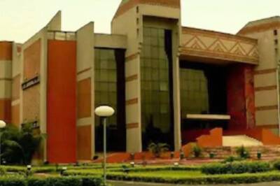 IIM Calcutta Launches 9-month CFO Programme for Professionals