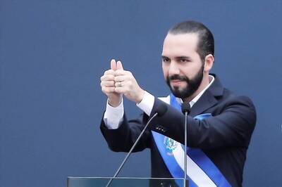 El Salvador Parliament Chief Accuses President of 'Attempted Coup' After Soldiers Surround Assembly