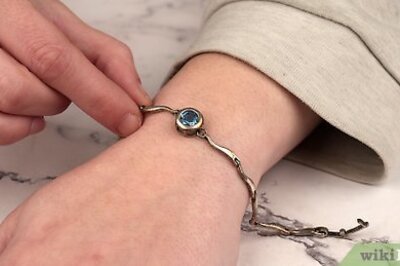 How to Put a Bracelet on by Yourself