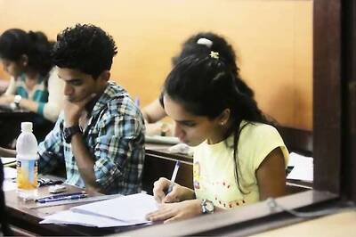 Over 10 lakh students appear in JEE mains 2013