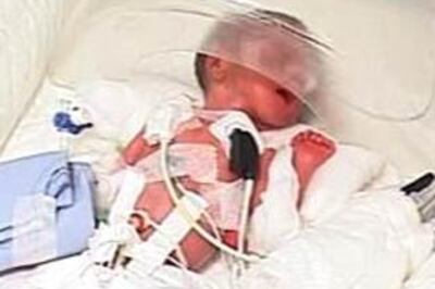 Mumbai woman delivers India's first male quintuplets