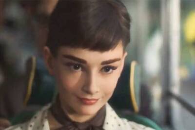 Is that Audrey Hepburn advertising for a chocolate brand?