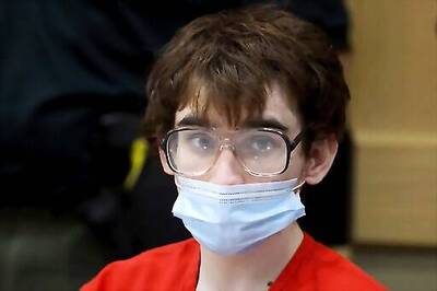 Is Burgundy Maroon? Gunman's Lawyers Argue They're Different