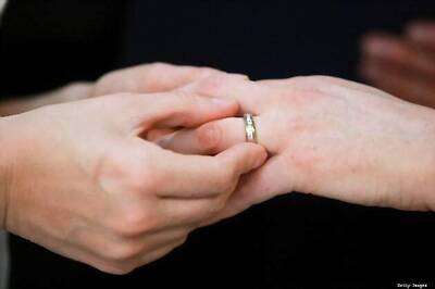 Wife rejects husband's health certificates, HC approves divorce