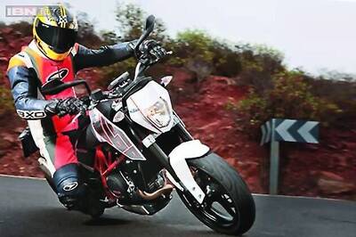 First ride: 2013 KTM 690 Duke first ride