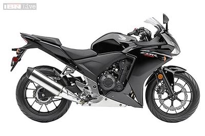 Auto Expo 2014 HMSI lineup: CBR 300R, CBR 500R, new 125cc scooter and Gold Wing