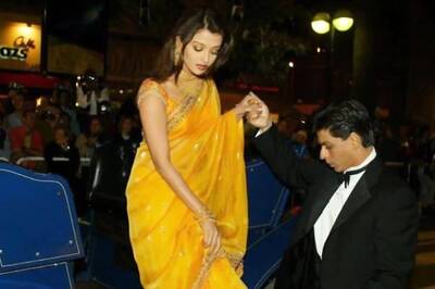 Old Pic of Aishwarya Rai Bachchan, SRK From Cannes Red Carpet Resurfaces, Leaves Fans Nostalgic