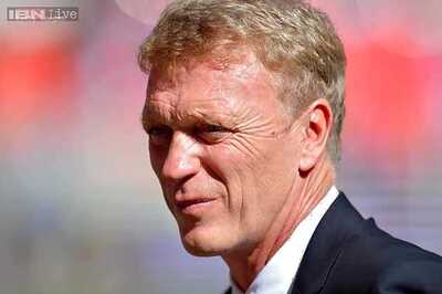 Moyes wants more players, warns of bumpy ride ahead