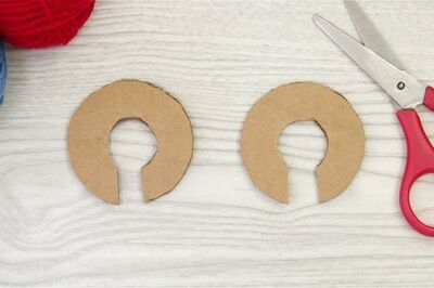 How to Make a Pom Pom