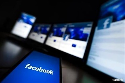 Facebook grows revenue 40 pc in fourth quarter