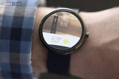 Google says Android Wear smartwatches to be available later this year