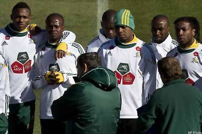 SA make five changes for final group game