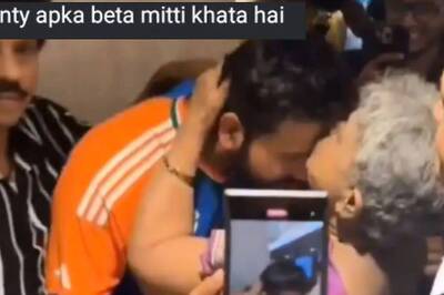 'Aunty Aapka Beta...': Fan's Comment on Rohit Sharma And His Mother's Reel Stirs Nostalgia