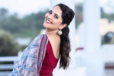 To Troll's Vulgar Comment, Anasuya Bharadwaj Pays Back In The Same Coin