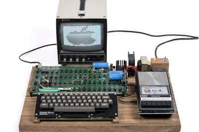 A Super-Rare Apple-1 Computer With Original Components And Wozniak's Signature Is Going Up For Auction