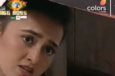 Tejasswi Prakash Struggles to Pronounce 'Khush Mizaaj'; Bigg Boss Comes to Her Rescue