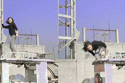 Man Dances On Roof Of Moving E-Rickshaw For Instagram Reel, Here's What Happens Next