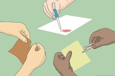 How to Teach a Child to Use Scissors