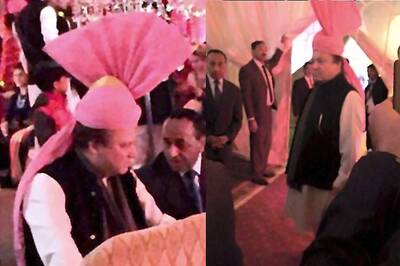 Nawaz Sharif dons pink turban gifted to him by Narendra Modi for his grand daughter's wedding