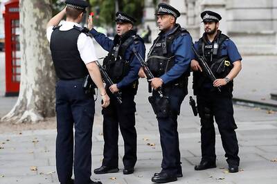 Man Claiming to Have Bomb Arrested at London's Charing Cross, Rail Station Evacuated