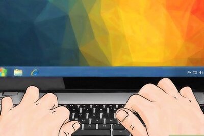 How to Survive Being Trapped in Your Car During a Snowstorm