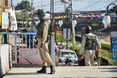 Economic Corridor Attempt to Change Status Quo of PoK, Says India; Rejects China-Pak Statement on J&K