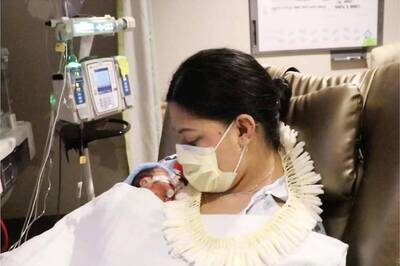 US Woman Who had No Idea She Was Pregnant Gives Birth to Surprise Baby on Flight