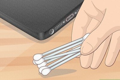 How to Clean a Headphone Jack on a Phone, Laptop, & More
