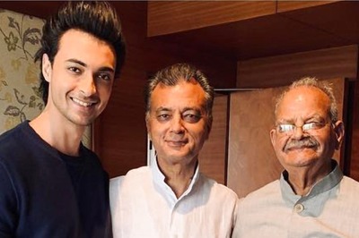 Aayush Sharma Mourns Grandfather Pandit Sukh Ram's Death, Says 'I Know You'll Always Be with Me'