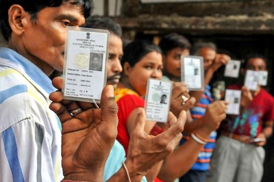 Opposition Alleges EVM Malfunction in 'Hundreds' in UP, Maharashtra Bypoll, EC Rubbishes Claim as 'Exaggeration'