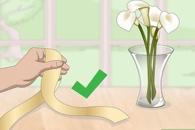 How to Decorate a Flower Vase with a Ribbon