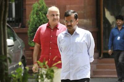 Now, Kejriwal alleges CBI 'informally' grilling Delhi Secretariat staff