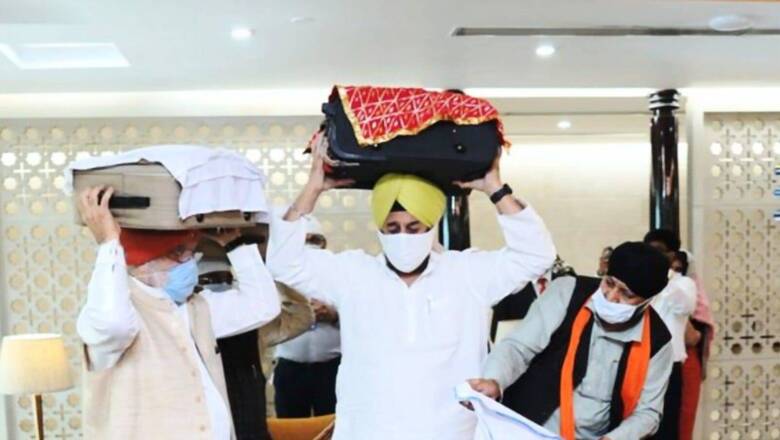 News18 Afternoon Digest: 3 Sikhs Among 16 Evacuees from Kabul to Test Covid Positive; MLA Purna Chandra Swain Clears Offline Class 10 Exam and Other Stories